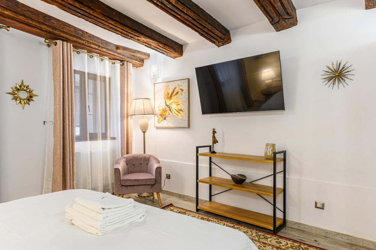 Appartement Dimora Np - Braşov Extérieur photo